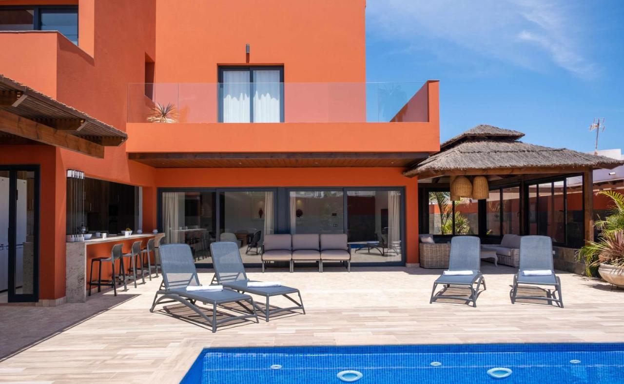 Villa Privada De Lujo Con Piscina Villa Wabi Sabi Corralejo Exterior photo